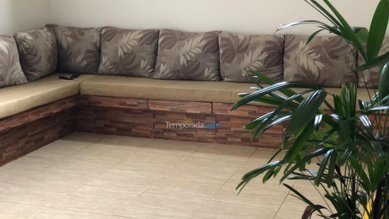 Casa para aluguel de temporada em Capitólio (Escarpas do Lago)