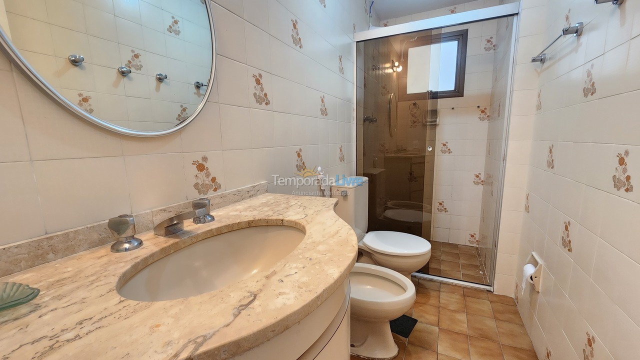 Apartment for vacation rental in Guarujá (Pitangueiras)