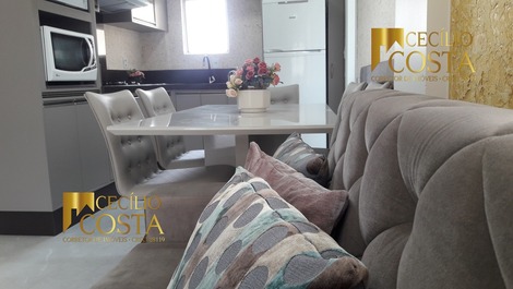 Bellíssimo apartamento com 03 Dormitórios em Meia Praia -Itapema