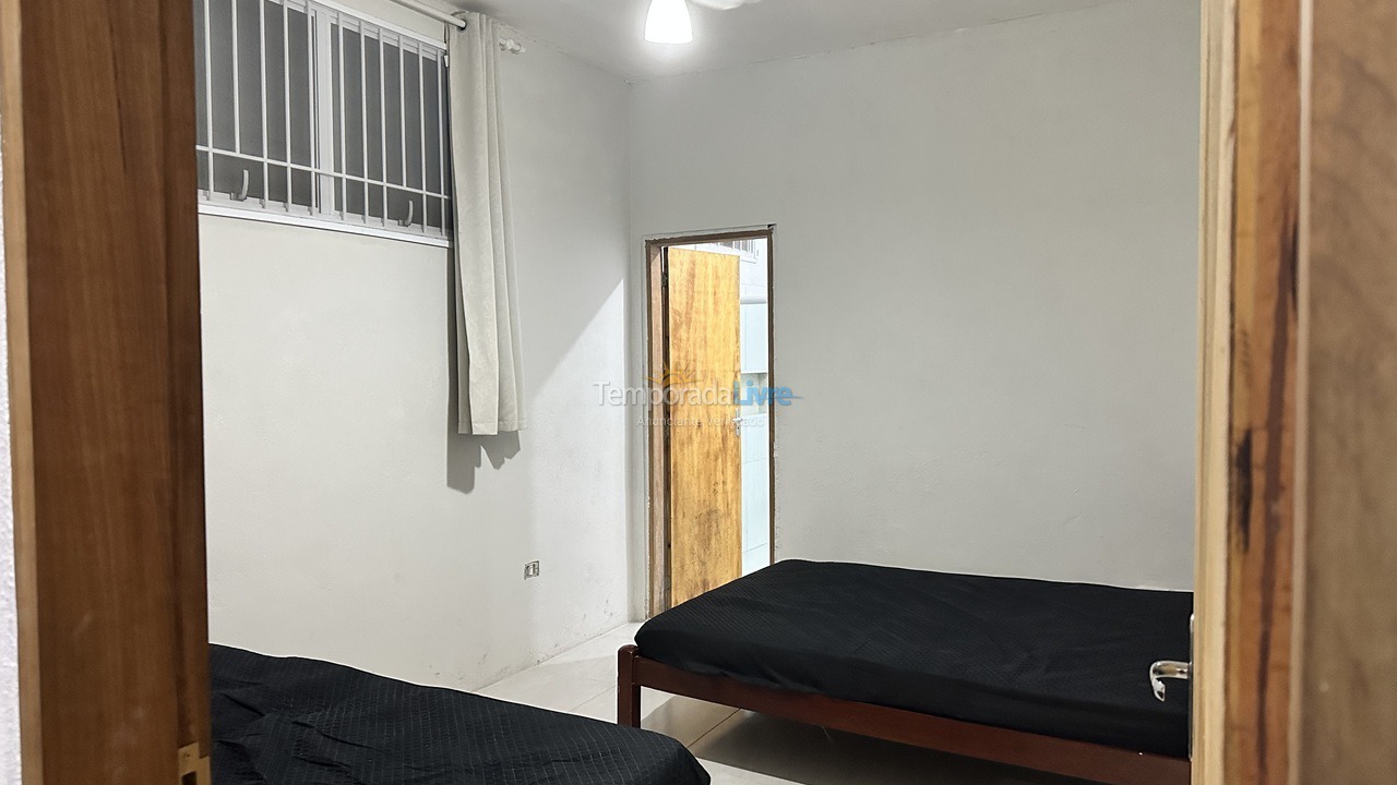 Casa para aluguel de temporada em Ubatuba (Maranduba)