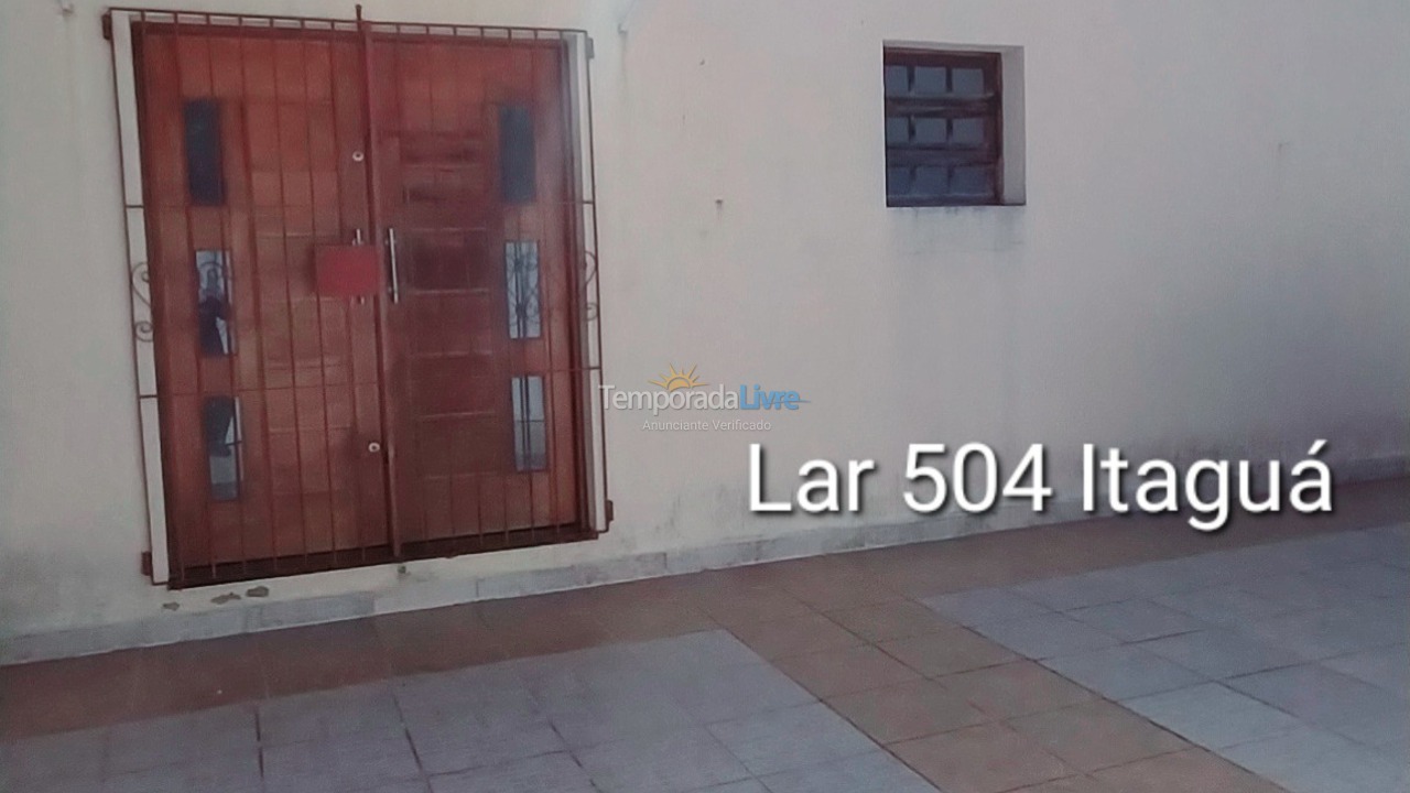 Casa para aluguel de temporada em Ubatuba (Itaguá)