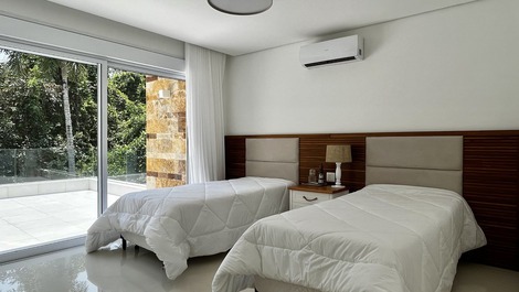 Vacation rentals at Praia da Baleia