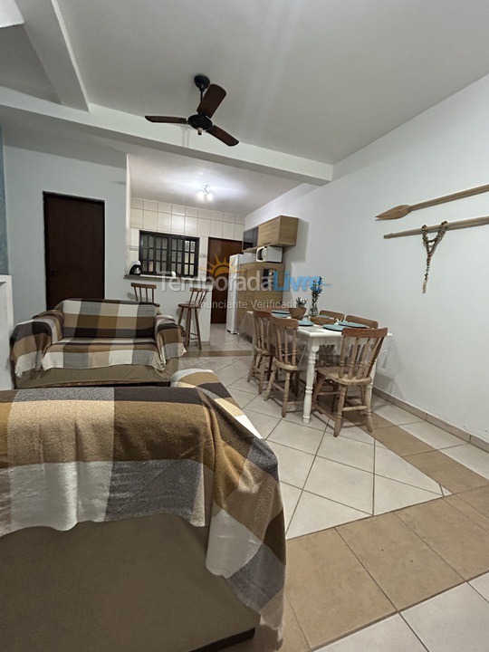 Casa para alquiler de vacaciones em Ubatuba (Maranduba)