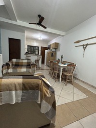 TOP 500m de la playa cerrado cond 2 dormitorios Maranduba Ubatuba