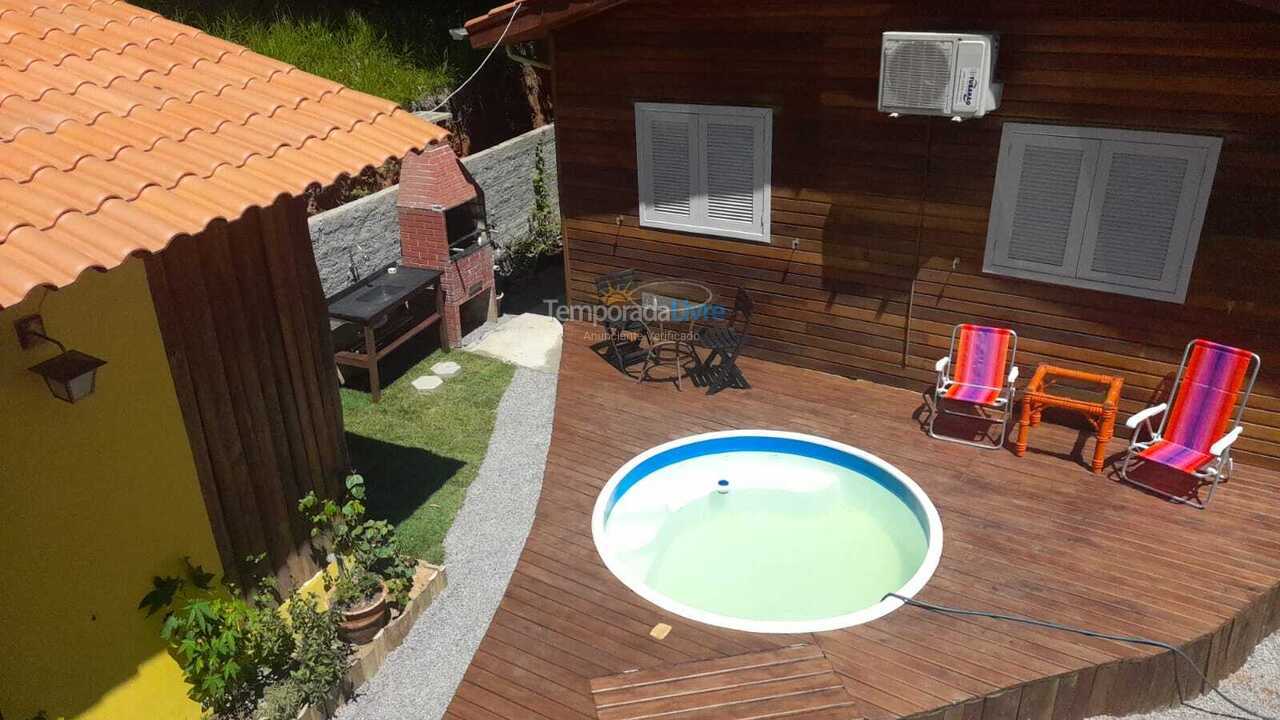 Casa para aluguel de temporada em Gravatal (Termas)