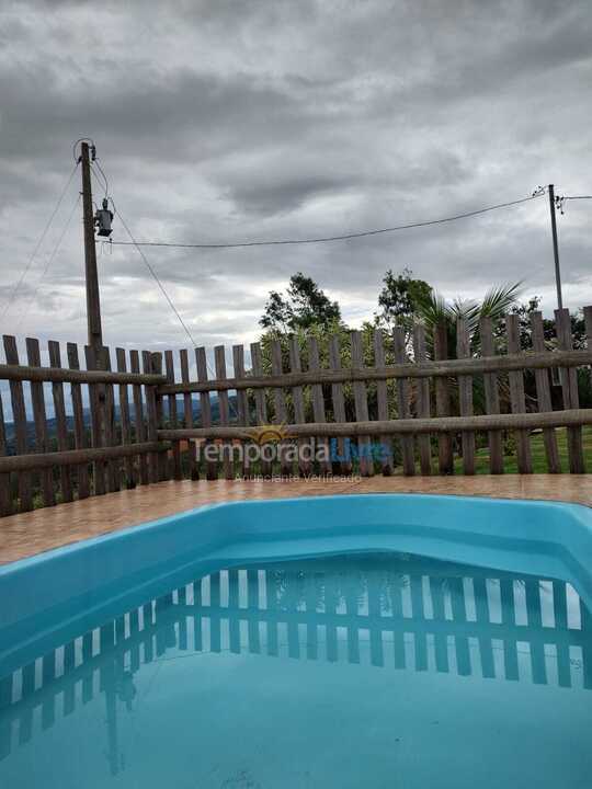 Casa para aluguel de temporada em São Roque de Minas (Zona Rural)