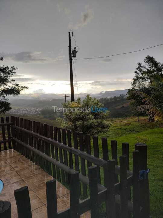 Casa para aluguel de temporada em São Roque de Minas (Zona Rural)
