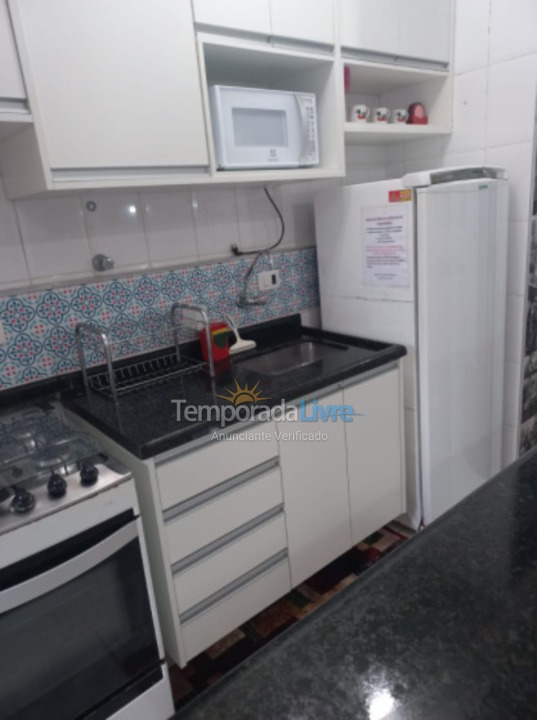 Apartamento para aluguel de temporada em Ubatuba (Praia das Toninhas)