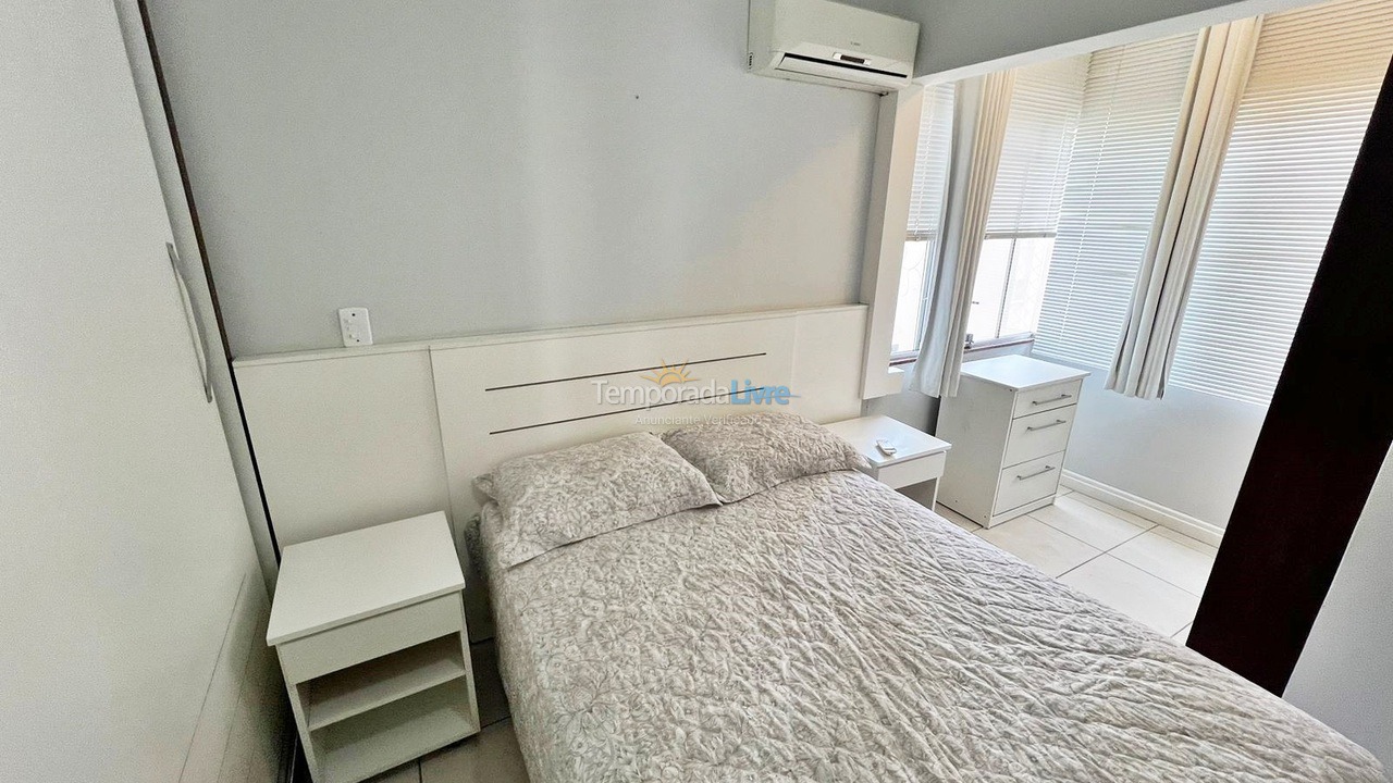 Apartamento para aluguel de temporada em Balneário Camboriú (Praia Central)