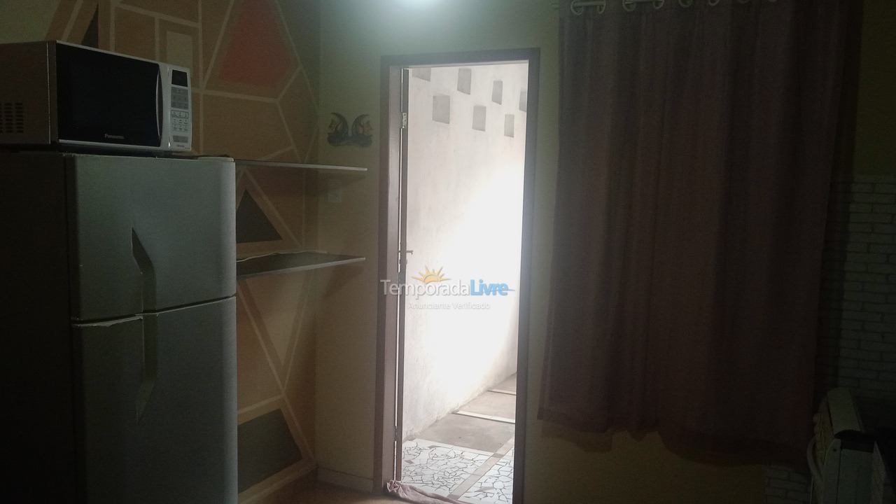Apartamento para alquiler de vacaciones em Fundão (Praia Grande)