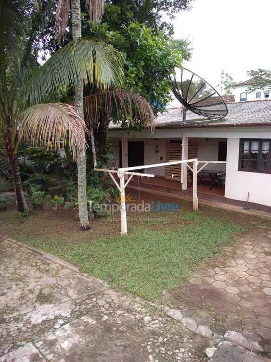 House for vacation rental in Ubatuba (Praia do Lázaro)