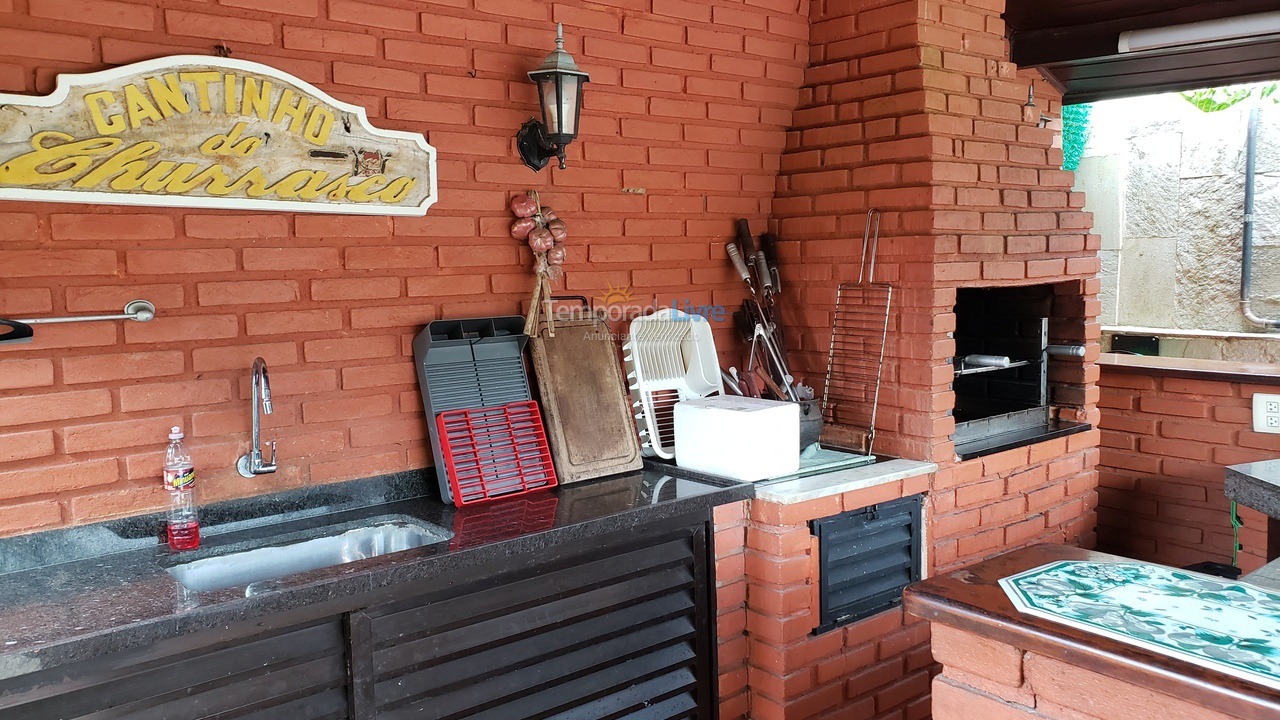 Casa para aluguel de temporada em Guarujá (Praia do Pernambuco)