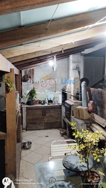 Casa para aluguel de temporada em Guarujá (Enseada)