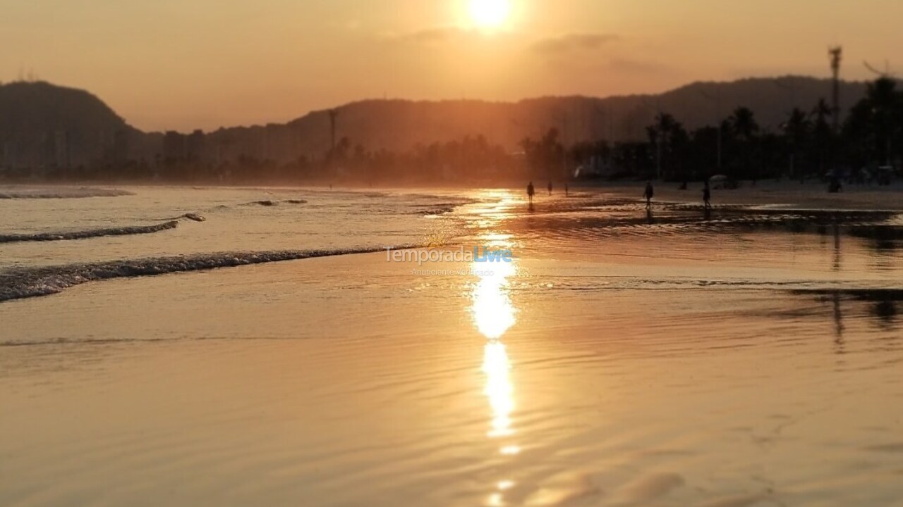 Casa para aluguel de temporada em Guarujá (Enseada)