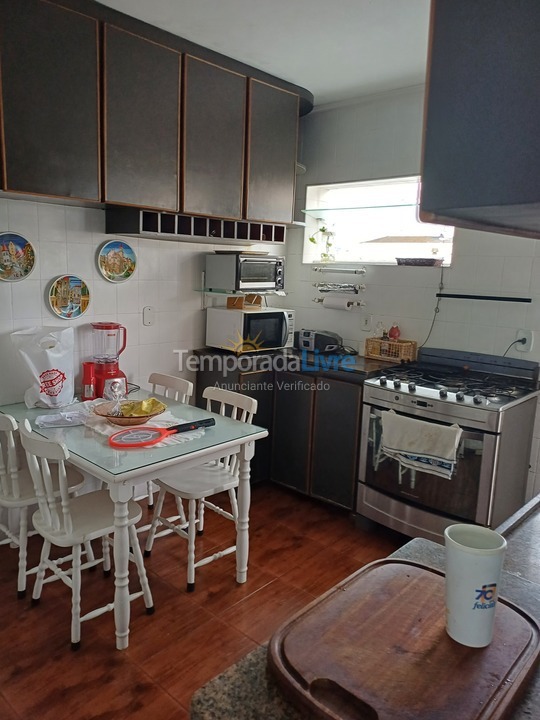 Apartamento para alquiler de vacaciones em Santos (Gonzaga)