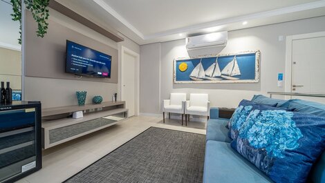 163 - Linda Cob High Standard, Cond with pool, 50m from the beach