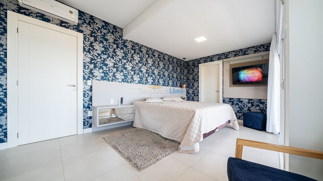 Apartment for vacation rental in Bombinhas (Mariscal)