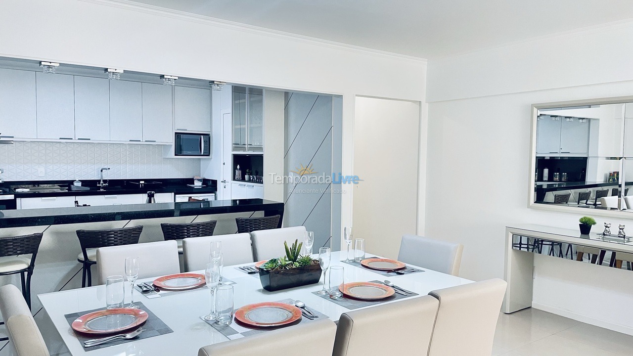 Apartment for vacation rental in Balneário Camboriú (Praia Central)