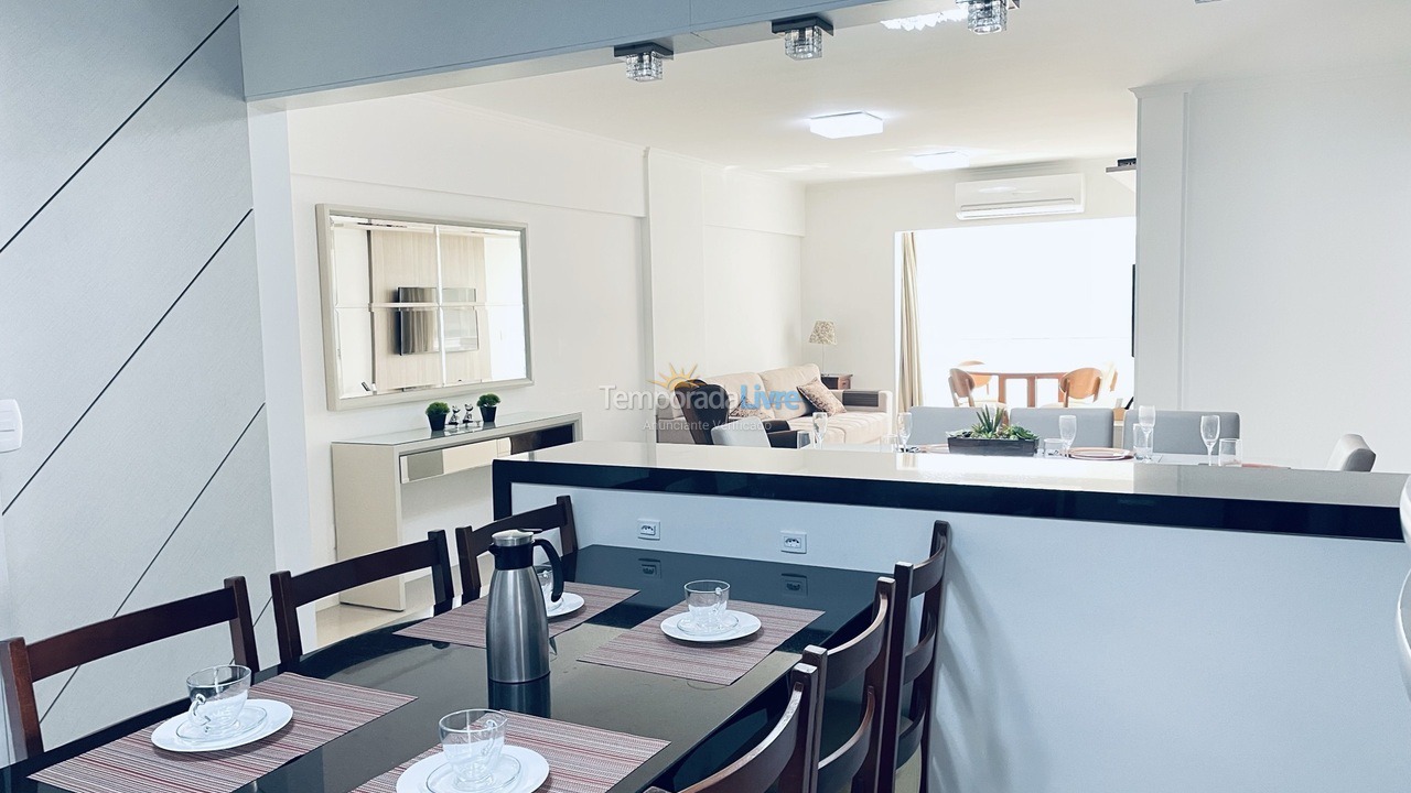 Apartment for vacation rental in Balneário Camboriú (Praia Central)