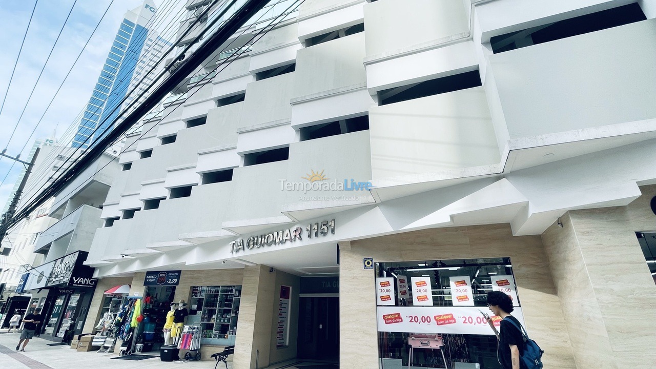 Apartment for vacation rental in Balneário Camboriú (Praia Central)