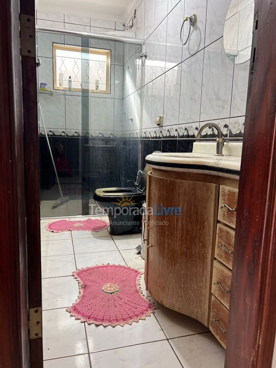 Casa para aluguel de temporada em Dourados (Residencial Oliveira L)