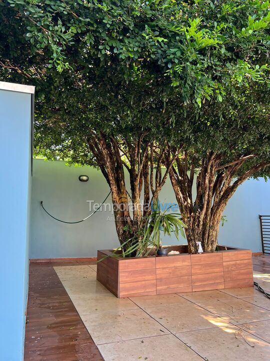 Casa para aluguel de temporada em Dourados (Residencial Oliveira L)