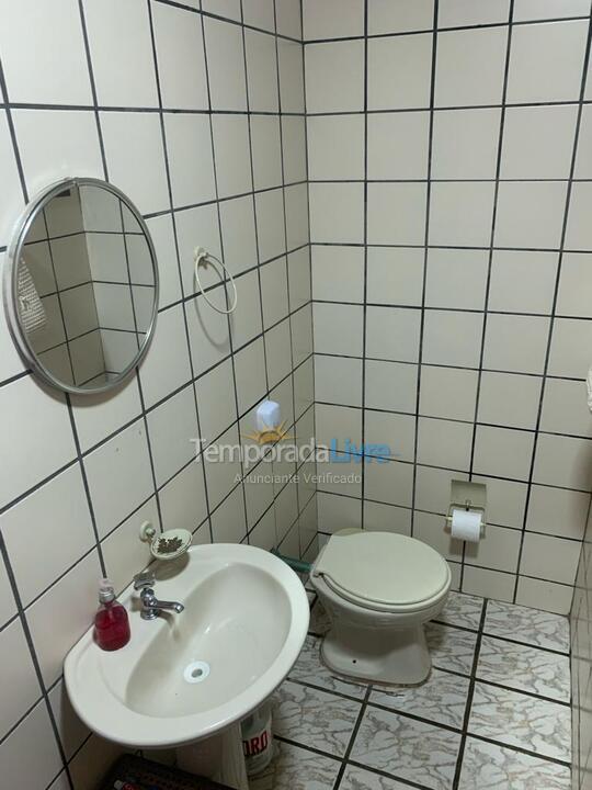 Casa para alquiler de vacaciones em Palhoça (Praia do Sonho)