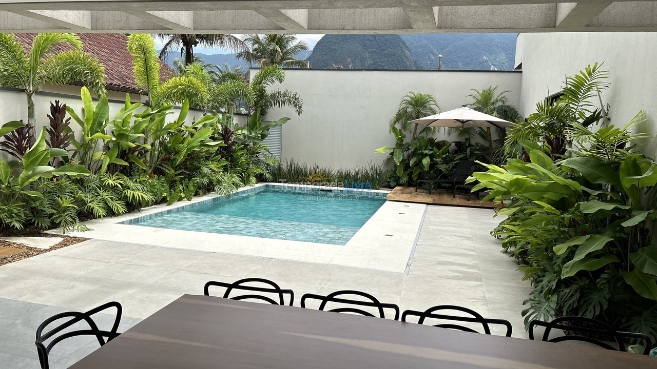 Casa para alquiler de vacaciones em Bertioga (Condominio Morada da Praia)