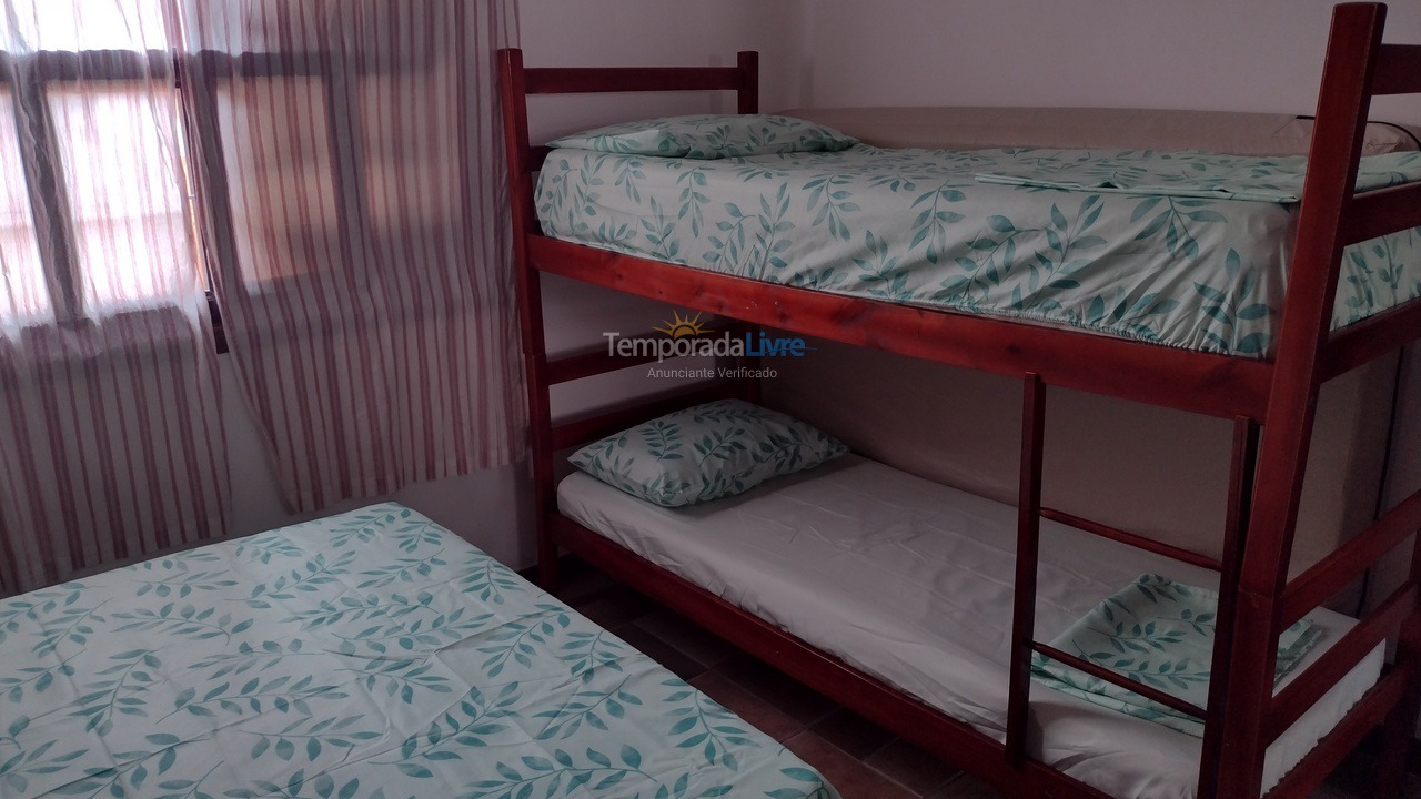 Casa para aluguel de temporada em Peruíbe (Ribamar)