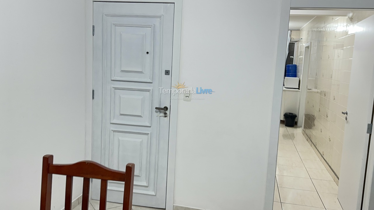 Apartamento para aluguel de temporada em Balneário Camboriú (Praia Central)