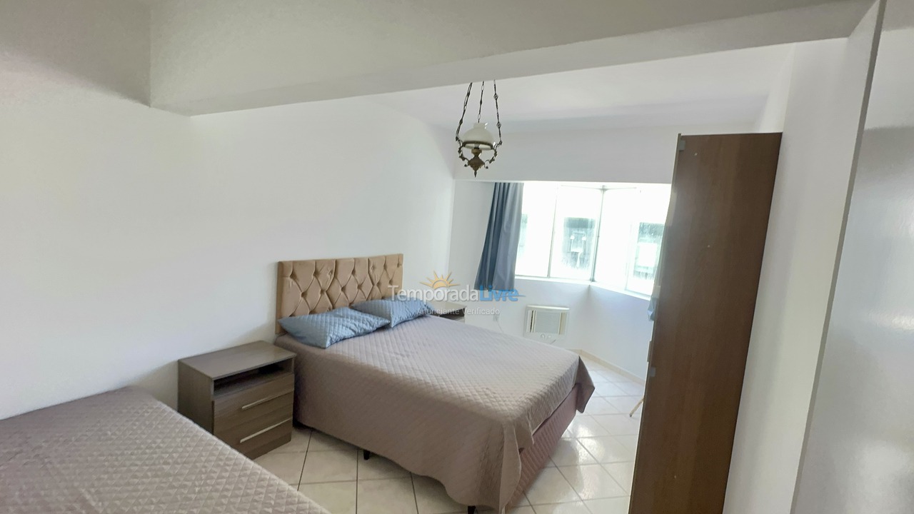 Apartamento para aluguel de temporada em Balneário Camboriú (Praia Central)