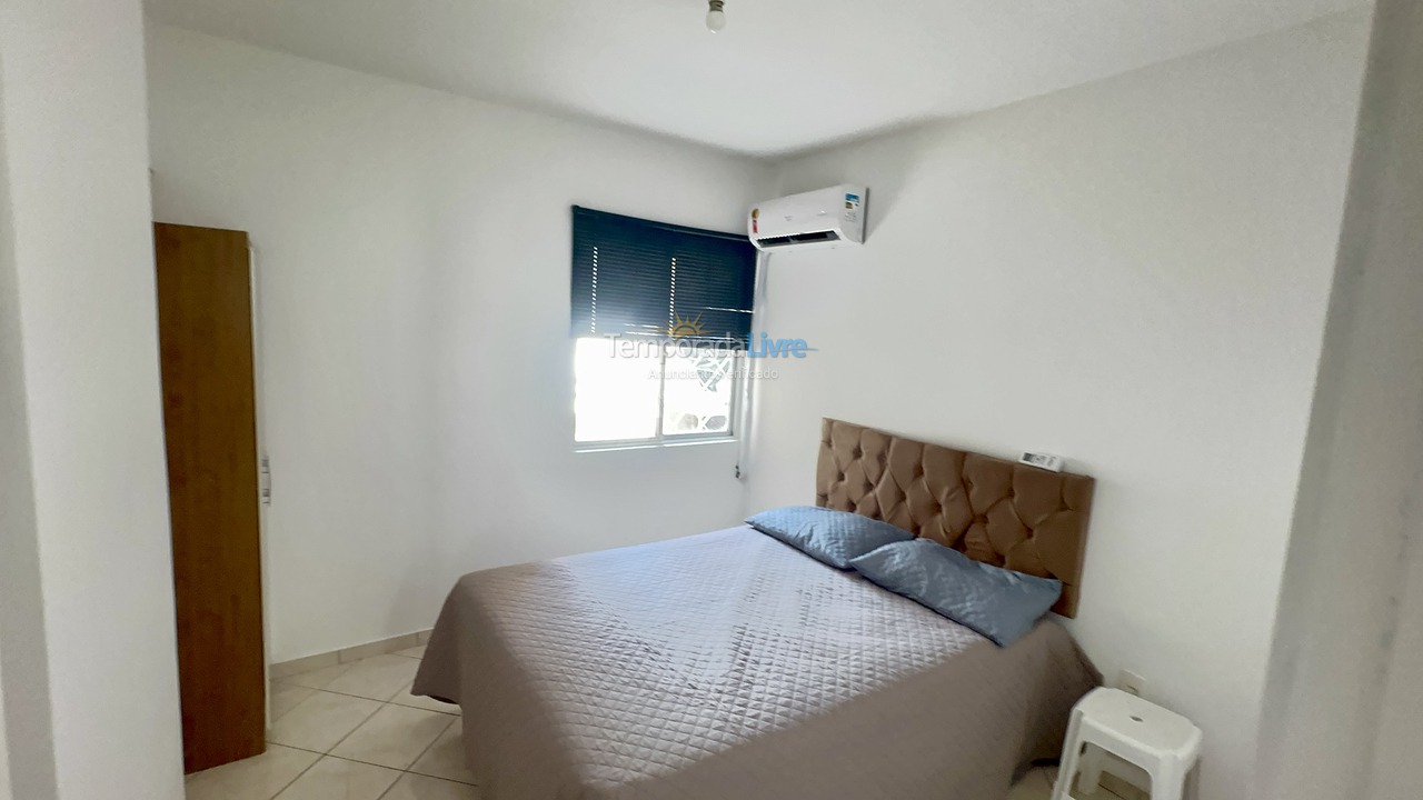 Apartamento para aluguel de temporada em Balneário Camboriú (Praia Central)