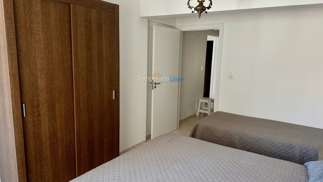 Apartamento para aluguel de temporada em Balneário Camboriú (Praia Central)