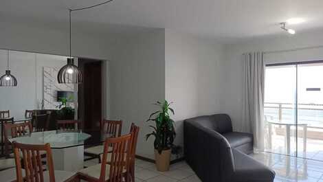 Frente Mar, Apto. 3 dorm. próximo Supermercado Kock