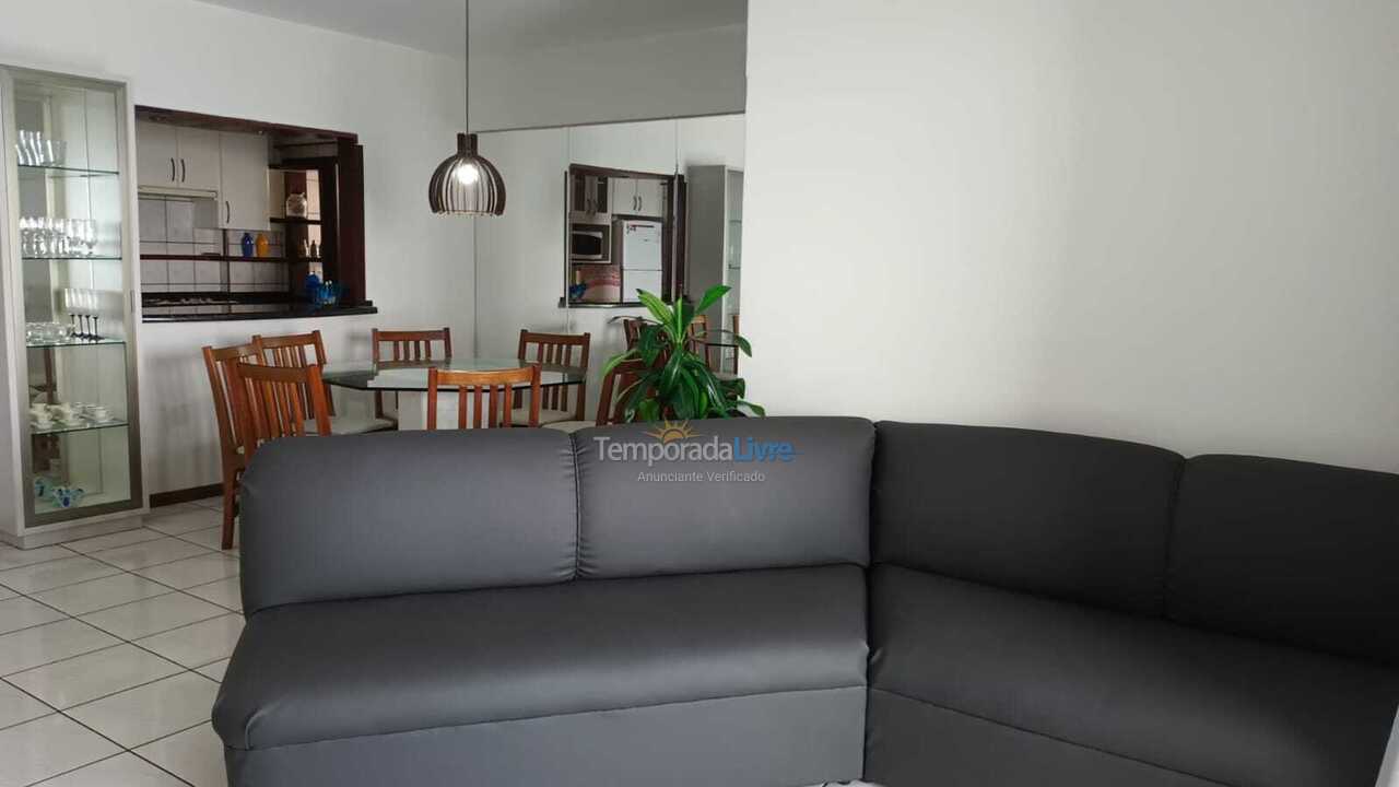 Apartamento para aluguel de temporada em Itapema (Meia Praia)