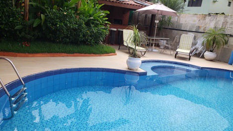CASA 4 DS, PISCINA, WI-FI, CHURR. PRAIA PERNAMBUCO, COND. FECHADO.