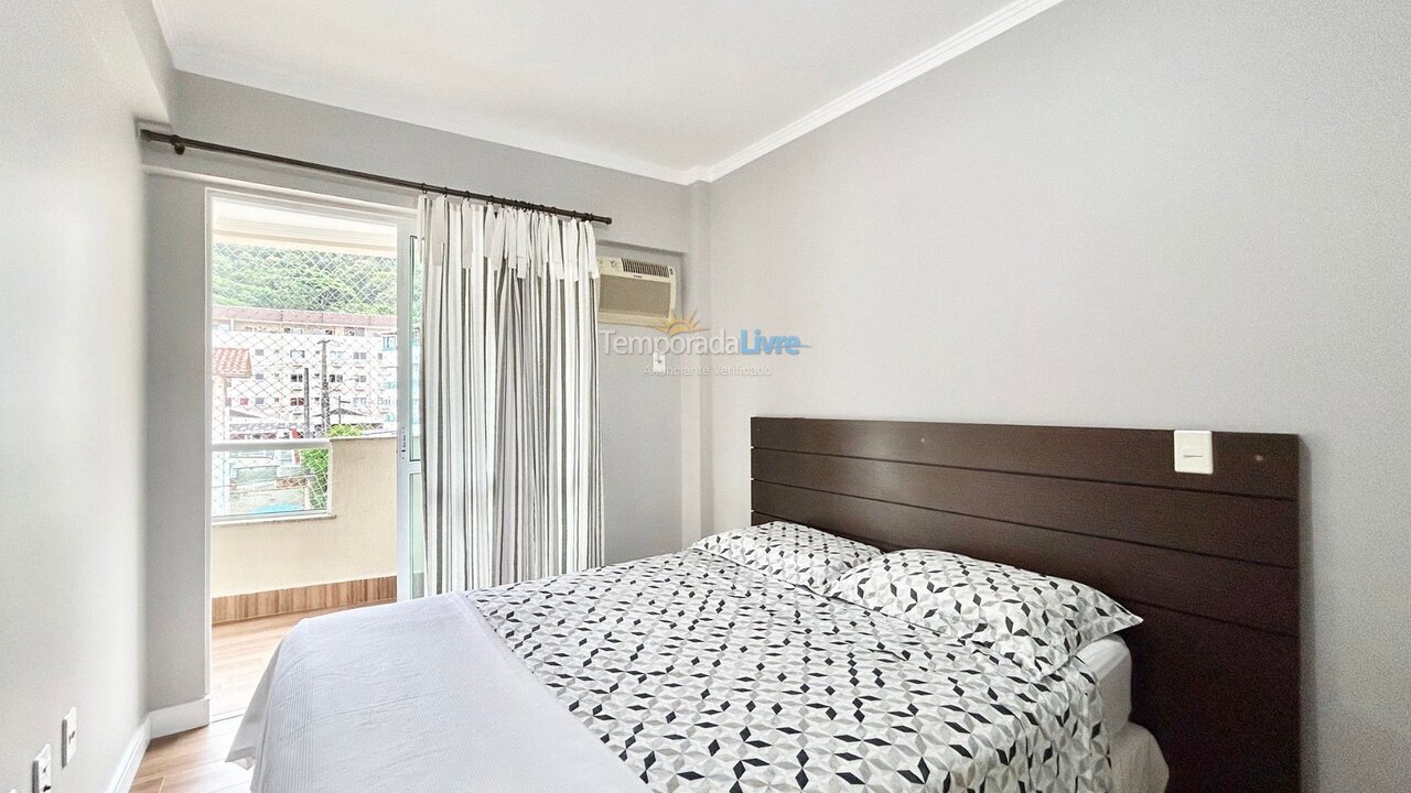 Apartamento para aluguel de temporada em Bombinhas (Praia de Bombas)