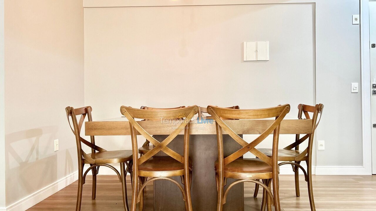 Apartamento para aluguel de temporada em Bombinhas (Praia de Bombas)