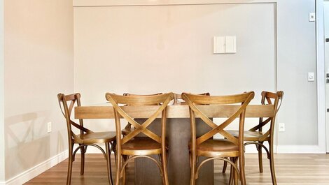 207 - Apartamento em Bombas a 150 metros da Praia