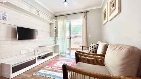 207 - Apartamento em Bombas a 150 metros da Praia