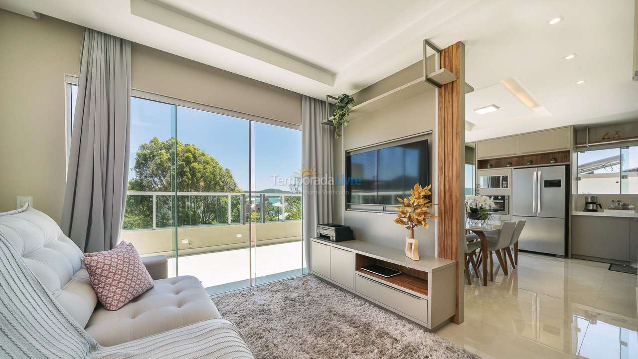 Apartamento para aluguel de temporada em Bombinhas (Canto Grande)