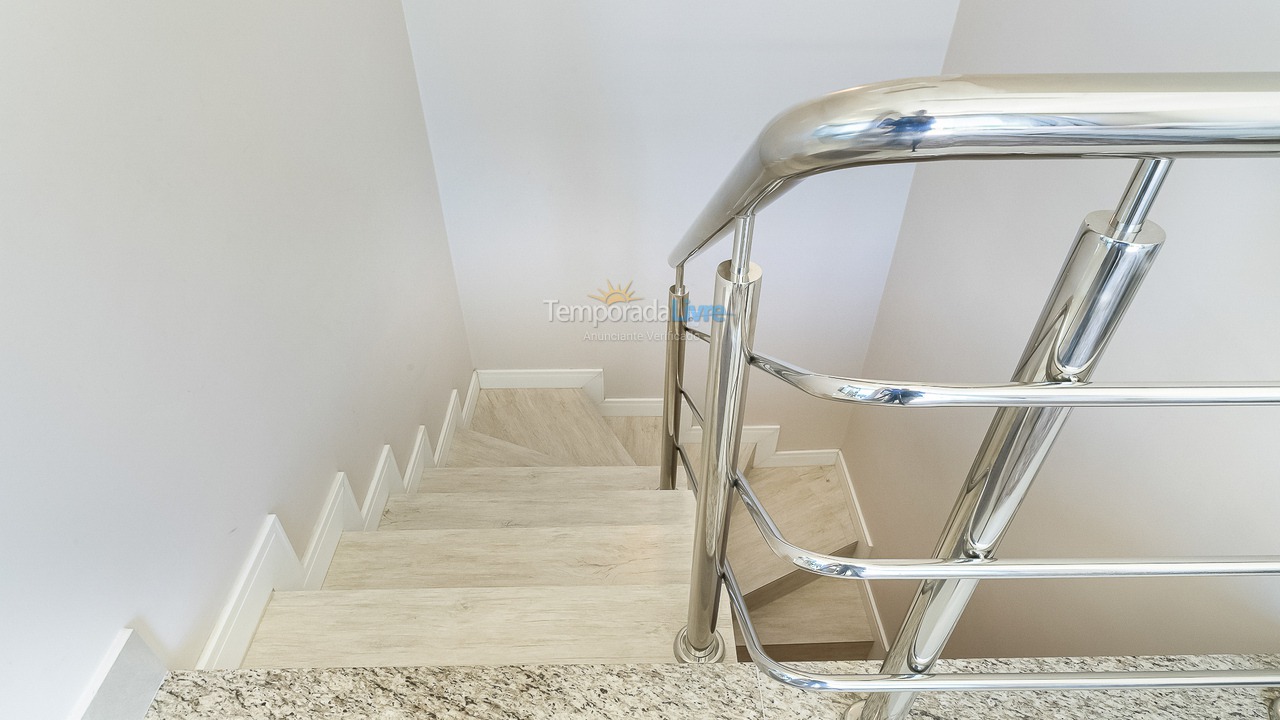 Apartamento para aluguel de temporada em Bombinhas (Canto Grande)