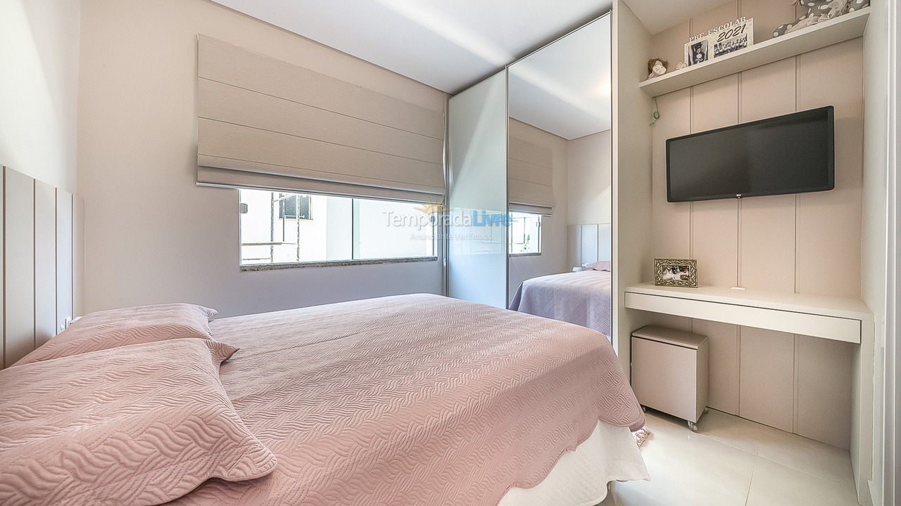 Apartamento para aluguel de temporada em Bombinhas (Canto Grande)