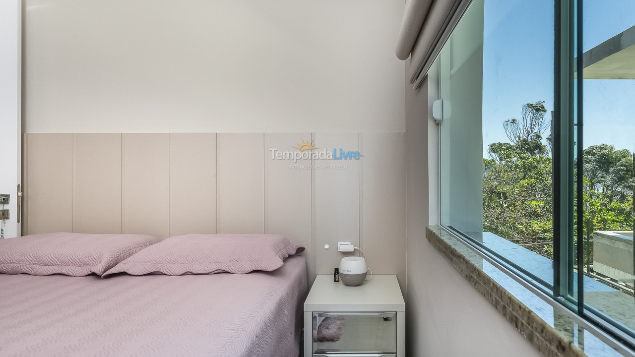 Apartamento para aluguel de temporada em Bombinhas (Canto Grande)