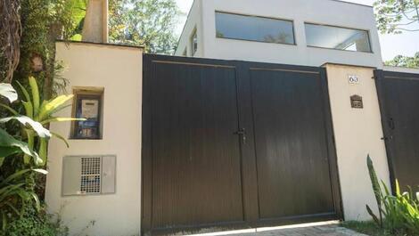 House for rent in Ubatuba - Praia de Itamambuca