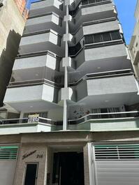 Apartment on Itapema beach in the Meia Praia neighborhood.