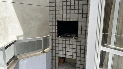 Apartment on Itapema beach in the Meia Praia neighborhood.