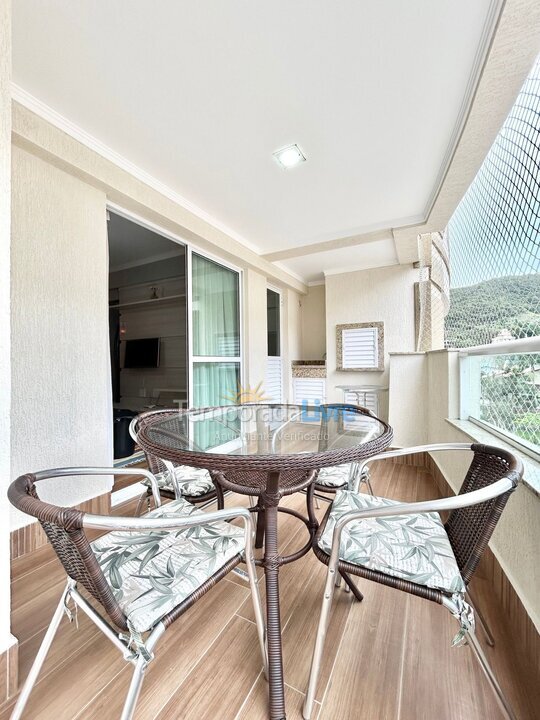 Apartamento para aluguel de temporada em Bombinhas (Praia de Bombas)