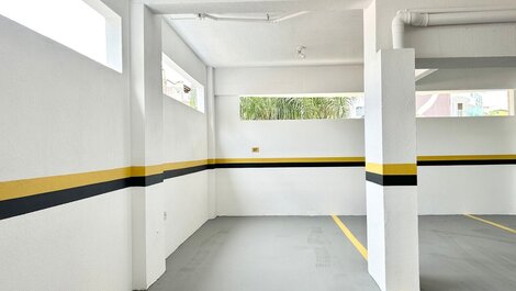 207 - Apartamento em Bombas a 150 metros da Praia