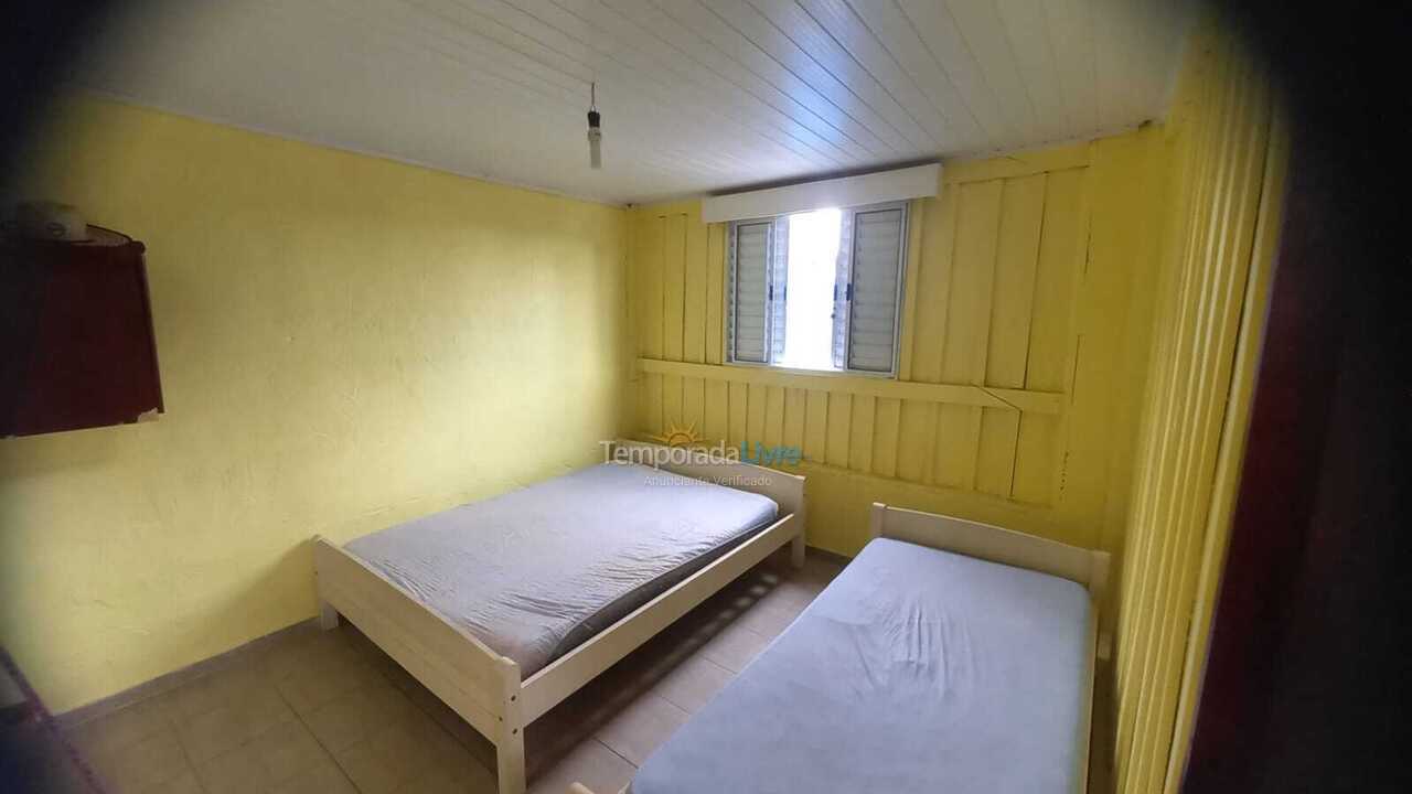 Casa para aluguel de temporada em Bertioga (Boraceia)